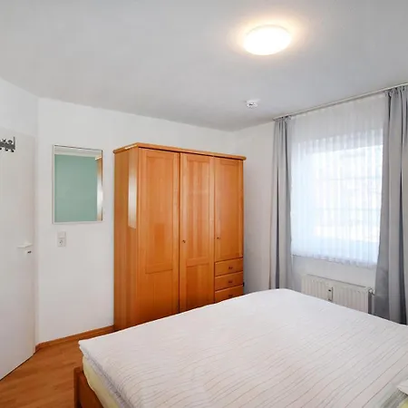 Im Gruennen Wo 1 * פרראו